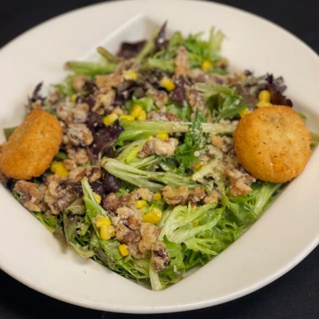 Dinner Citrus Walnut Salad.