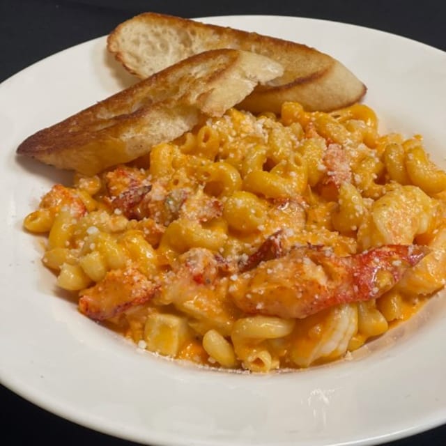 Seafood Mac & Cheese.